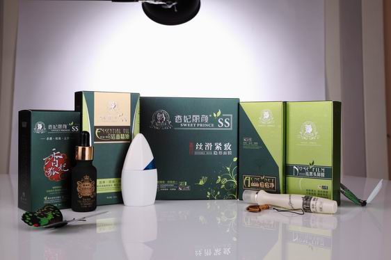 点击放大 “香妃丽颜”祛黑头鼻膜一贴轻松,黑头无踪