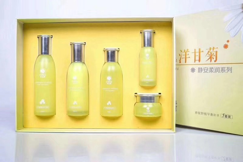 点击放大 洋甘菊静安舒缓护肤套装 洋甘菊护肤套装价格,全国招商招代理